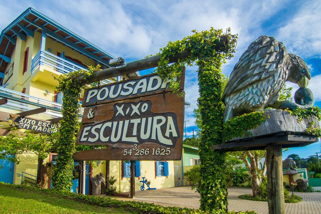 Pousada Xixo Escultura Gramado Exterior foto